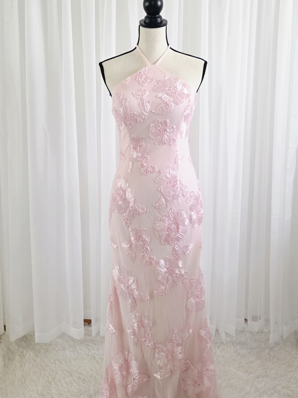 Elegant Pink Floral Halter Evening Dress